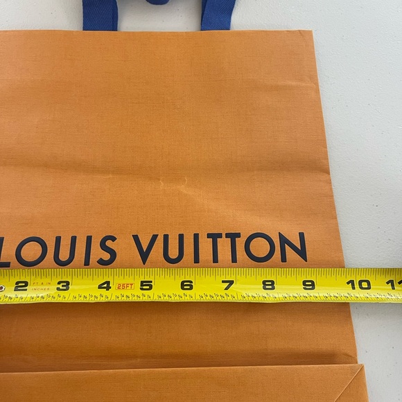 Louis Vuitton Empty Gift/Shopping Paper Bag 14X9X4 - Picture 8 of 8